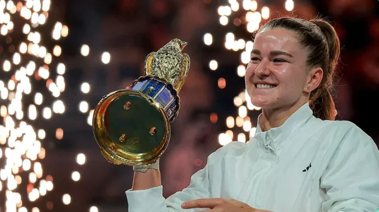 Taklukkan Mboko, Muchova Raih Gelar WTA 1000 Perdana di Doha