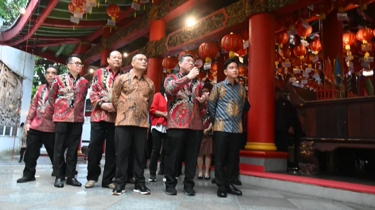 Wapres Tinjau Kesiapan Imlek di Kelenteng Sam Poo Kong Semarang