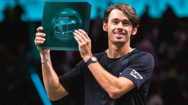 Taklukkan Auger-Aliassime, De Minaur Amankan Gelar Rotterdam Open