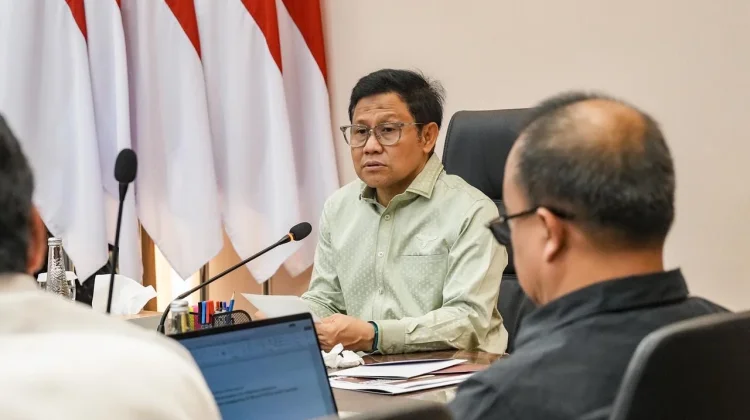 Menko PM Minta Pemda Proaktif Perbarui Data PBI JKN