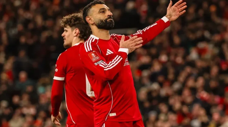 Liga Inggris Fasilitasi Pemain Buka Puasa saat Pertandingan