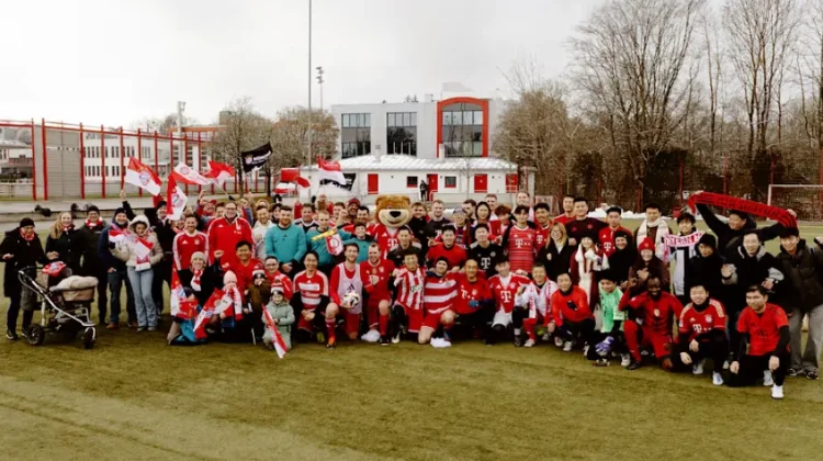 FC Bayern Rayakan Tahun Baru Imlek bersama Fans Asia