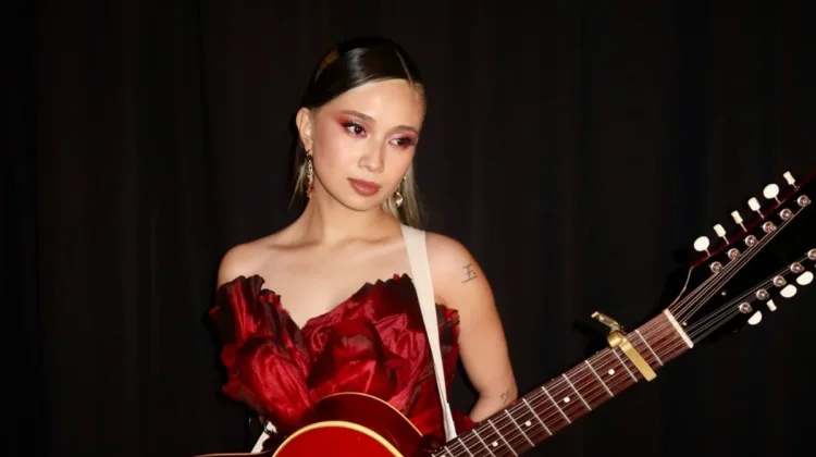 NIKI Jadi Musisi Indonesia Pertama Raih 6 Miliar Stream Spotify