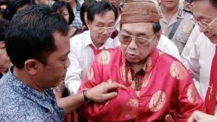 Mengenang Peran Gus Dur dalam Pengakuan Imlek di Indonesia