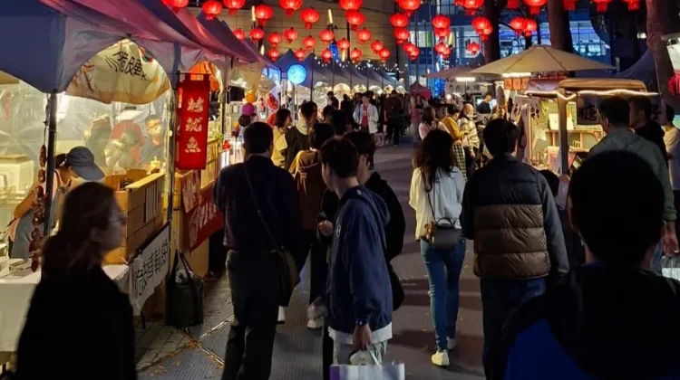 Perayaan Imlek di Taiwan Berlangsung Meriah