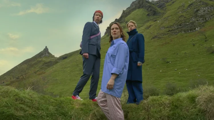 Intip Kisah ‘How to Get to Heaven from Belfast’ di Netflix