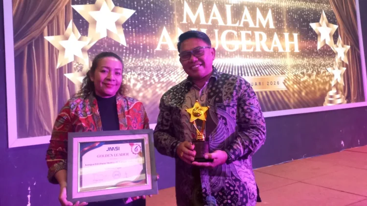 Gubernur Papua Raih Anugerah Golden Leader di HUT ke-6 JMSI