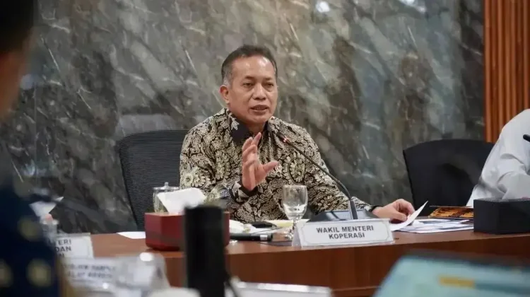 Menkop Resmikan Call Center Pengaduan Koperasi