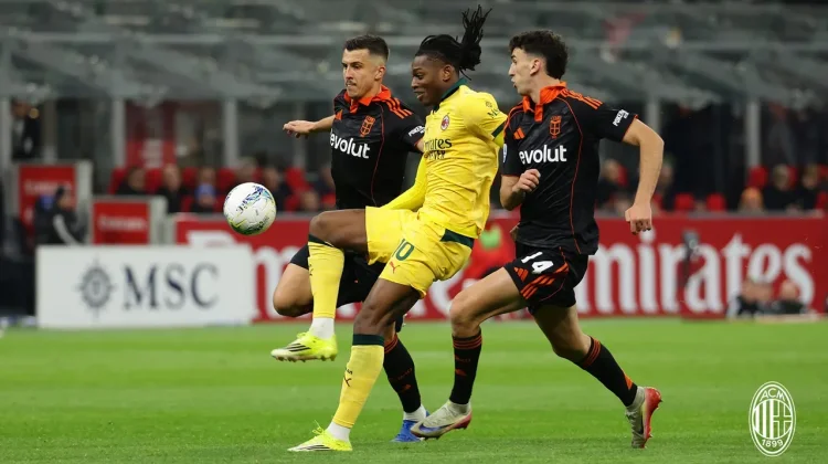 Leao Selamatkan Rossoneri, Bermain Imbang dengan Como