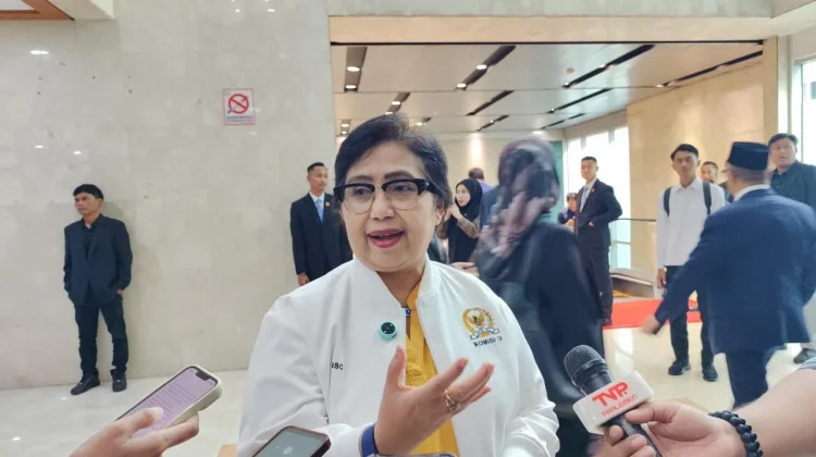 Legislator Tegaskan THR Wajib Cair Dua Pekan sebelum Lebaran