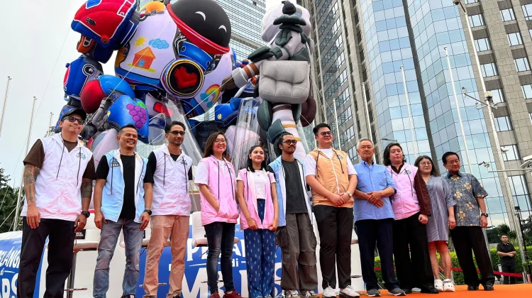 Jelang Tayang, 'Pelangi di Mars' Promo Terbangkan Balon Raksasa