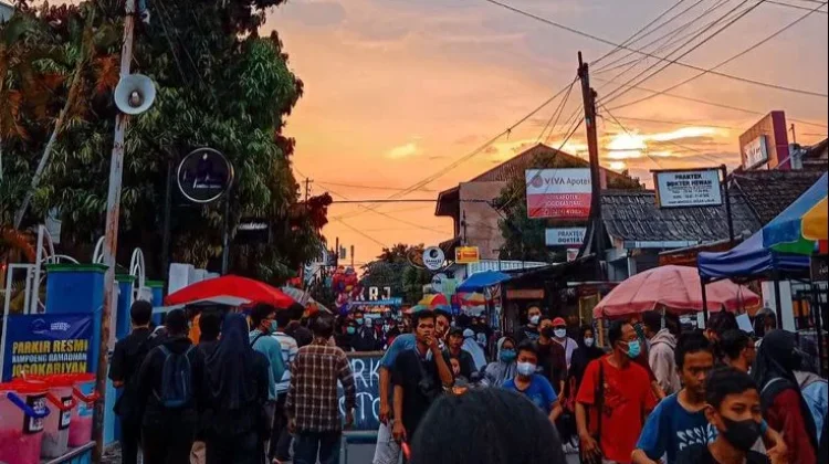 Tradisi Ramadan di Indonesia, Begini Asal Usul 'Ngabuburit'