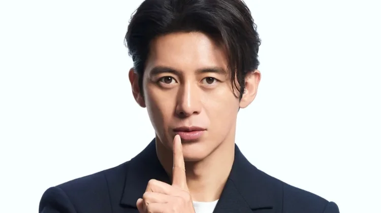 Go Soo Pertimbangkan untuk Bintangi Drama Romansa ‘Nine to Six’