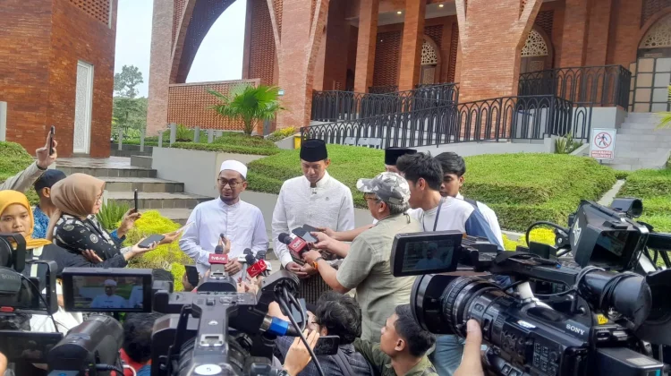 Menko AHY Sebut Pesantren Berperan Cetak Ulama Masa Depan Bangsa