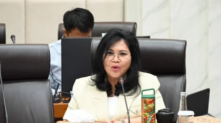 Kontrak Kendaraan Koperasi Merah Putih, DPR Singgung Arah Industri Nasional