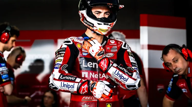Pecco Bagnaia Beri Kode Pindah ke Aprilia Racing