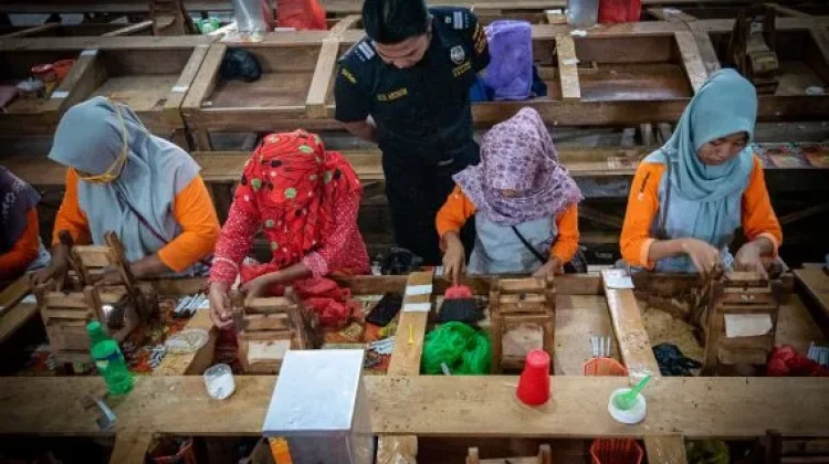 Pemerintah Diminta Perkuat Penindakan Rokok Ilegal ke Wilayah Produksi