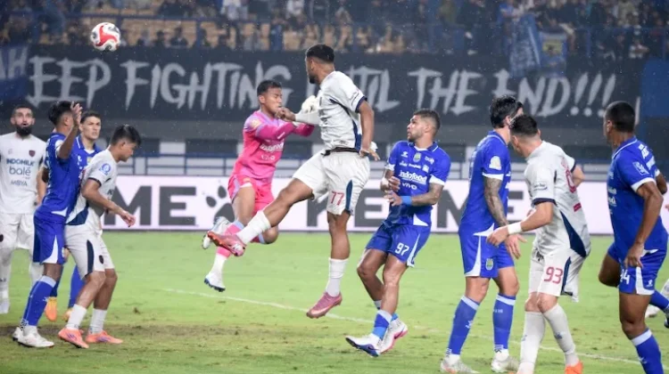 Pena Kecewa, Persita Gagal Curi Poin di Kandang Persib