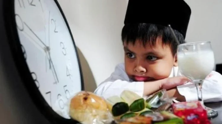 Usia Berapa Anak Wajib Berpuasa? Ini Penjelasan Lengkap Menurut Fikih