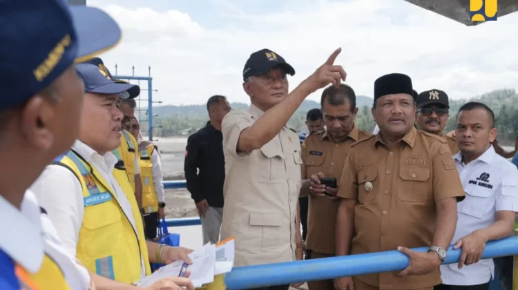 Menteri Dody Pastikan Air Bendung Pante Lhong Mengalir Kembali Pascabanjir