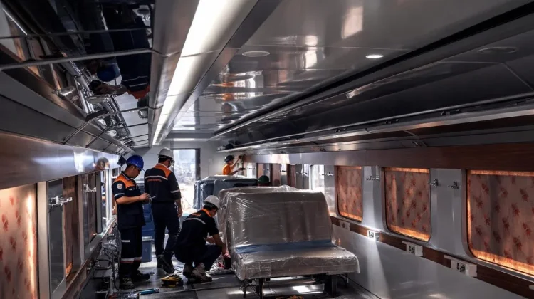 KAI Jual Tiket Kereta Ekonomi Kerakyatan Mulai Hari Ini