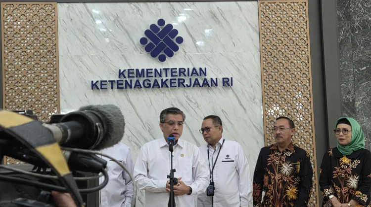 Menaker Buka Pembinaan dan Sertifikasi Ahli K3 Umum, Biaya Pembinaan Gratis