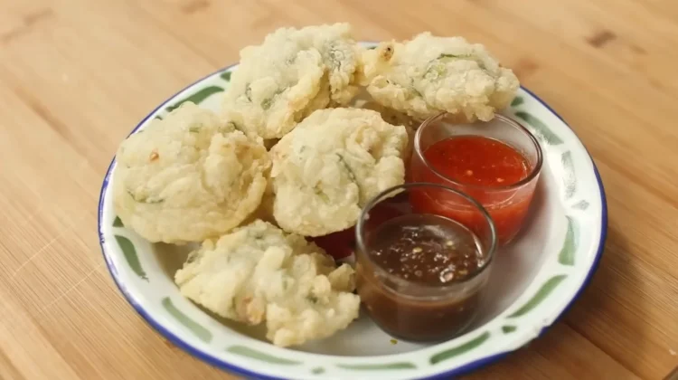 Tak Lekang Waktu, Ini Jajanan Tradisional Tetap Eksis di Era Kuliner Viral