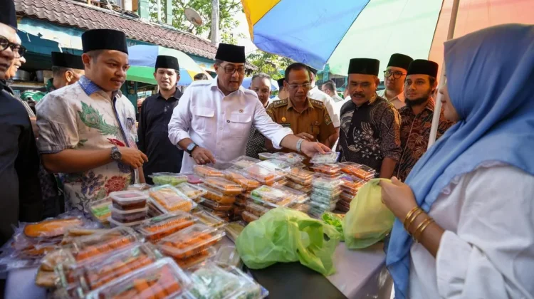 Kunjungan Ramadan di Aceh, Menekraf Perkuat Kolaborasi Pemerintah dan Masyarakat