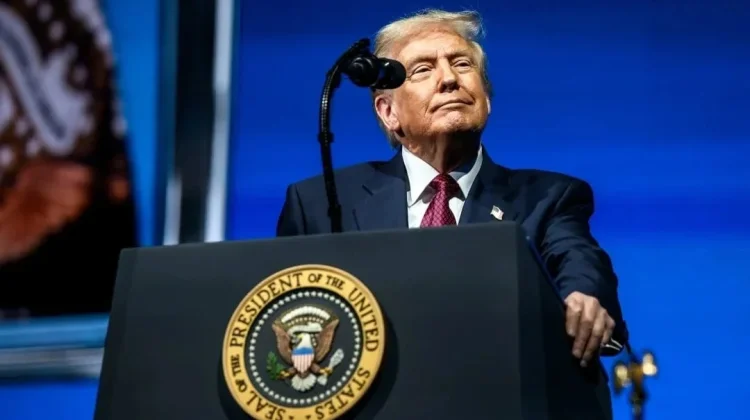 Trump Mengatakan Negara-negara Ingin Pertahankan Perjanjian Perdagangan