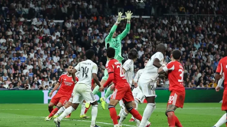 Gol Vinicius Jr. Bawa Real Madrid Lolos ke Babak 16 Besar Liga Champions