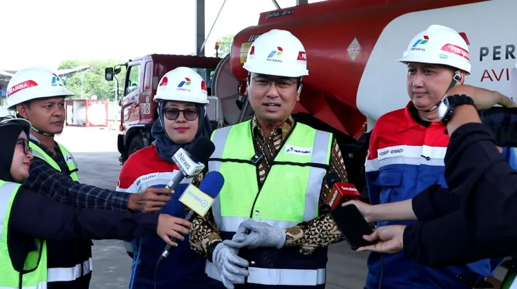 Menilik Ketatnya "Ritual" Pengisian Bahan Bakar Pesawat