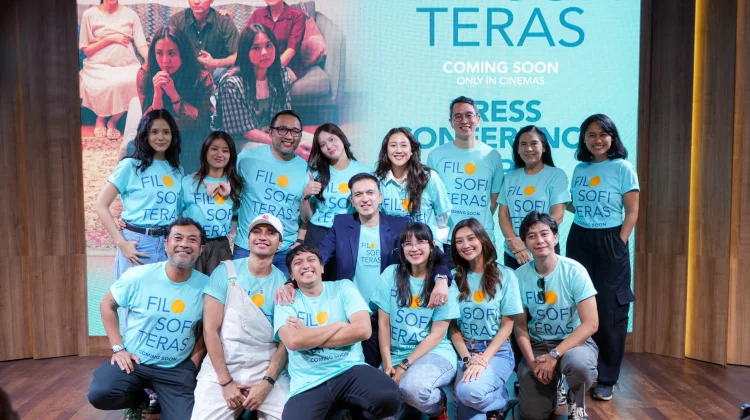 Filosofi Teras Angkat Realita Sandwich Generation lewat Sosok Nea