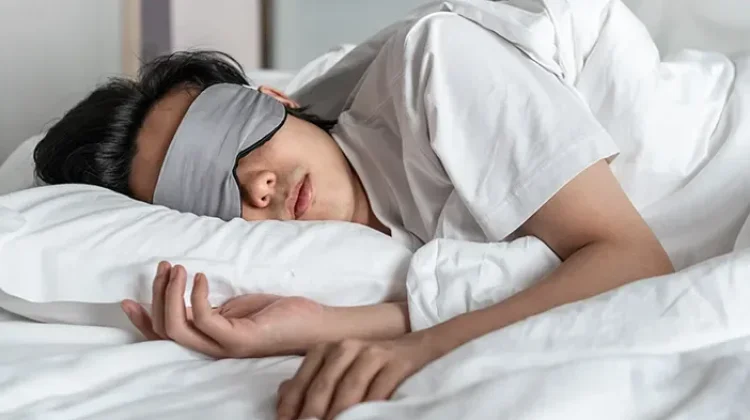 Bolehkah Tidur setelah Makan Sahur? Begini Penjelasannya