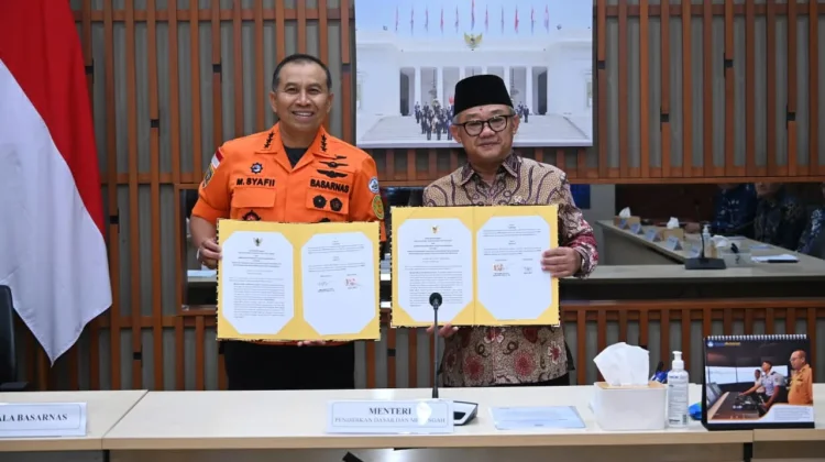 Mendikdasmen dan Basarnas Tandatangani Nota Kesepahaman soal Keselamatan Diri