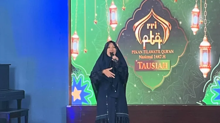 Melalui ‘Optik di Monas’, Desy Dorong Penguatan Ilmu Berbasis Al-Quran