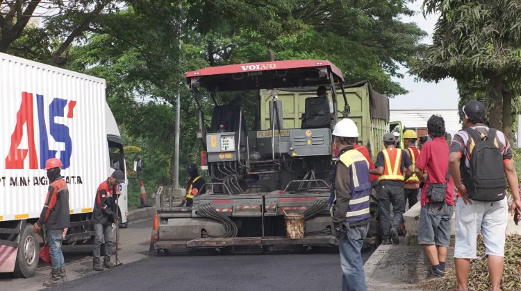 Sambut Mudik Lebaran 2026, Pemerintah Genjot Perbaikan Jalan Rusak Jalur Pantura