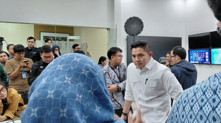 Seskab: Kenaikan Insentif Guru Honorer Tertinggi di Era Presiden Prabowo