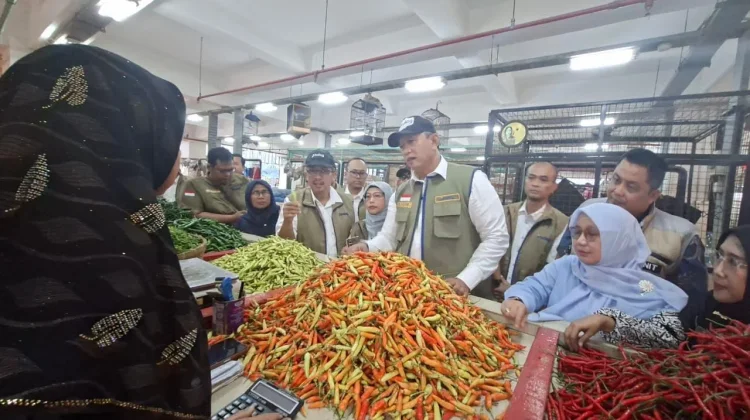 Pemerintah Pastikan Harga Pangan Ramadan Stabil, Daging dan Cabai Terpantau Turun