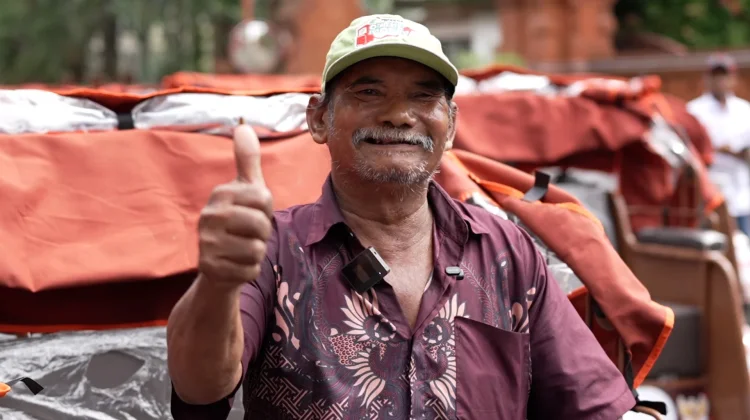 Becak Listrik Ringankan Beban Pembecak Lansia di Nganjuk