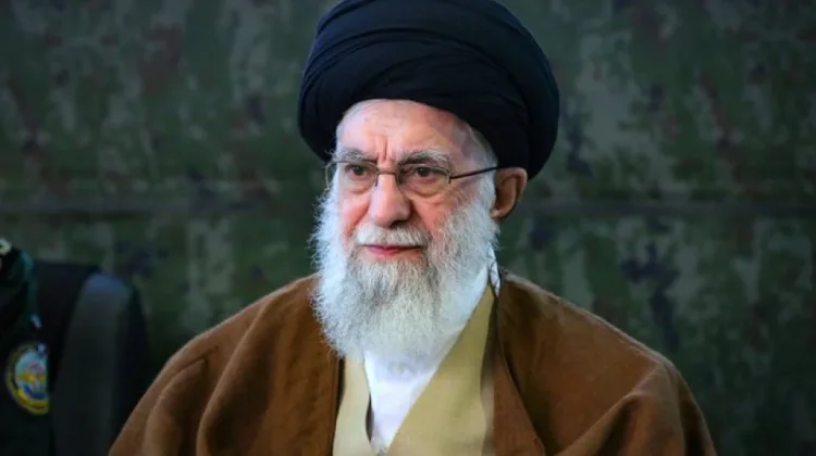 Media Pemerintah Iran Bantah Rumor Khamenei Meninggal