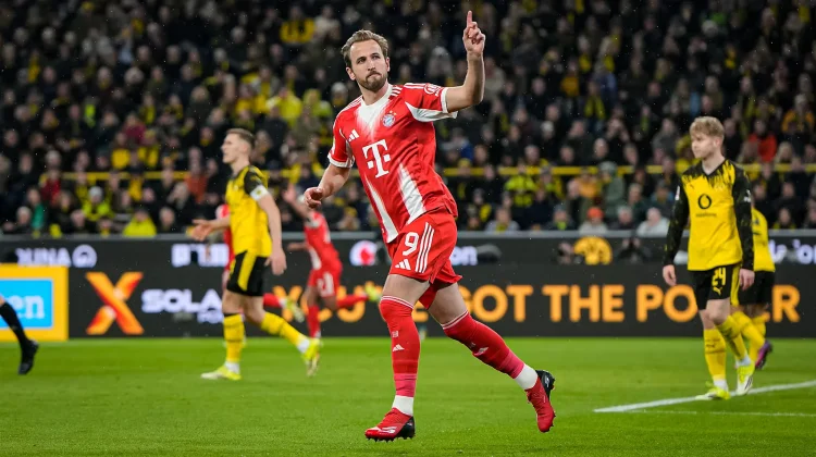 Laga Der Klassiker, Bayern Munich Menang Dramatis 3-2 atas Borussia Dortmund