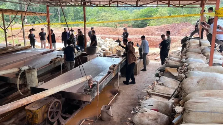 Bareskrim Bongkar Penyelundupan Timah Ilegal di Belitung