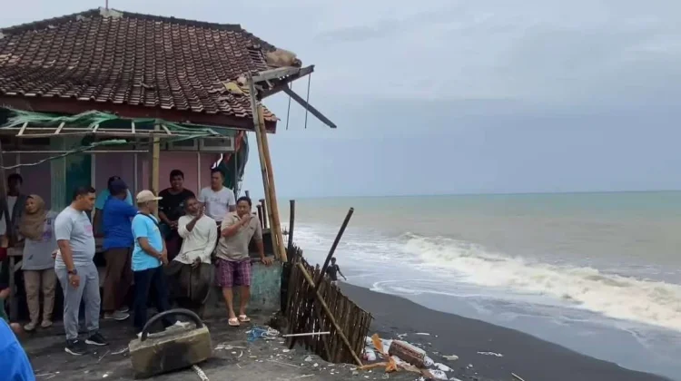BMKG Peringatkan Banjir Rob di Pesisir Lombok-Sumbawa hingga 4 Maret