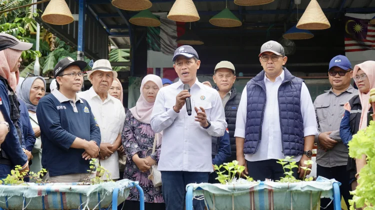 Menteri LH Dorong Bandung Percepat Pengelolaan Sampah Terintegrasi