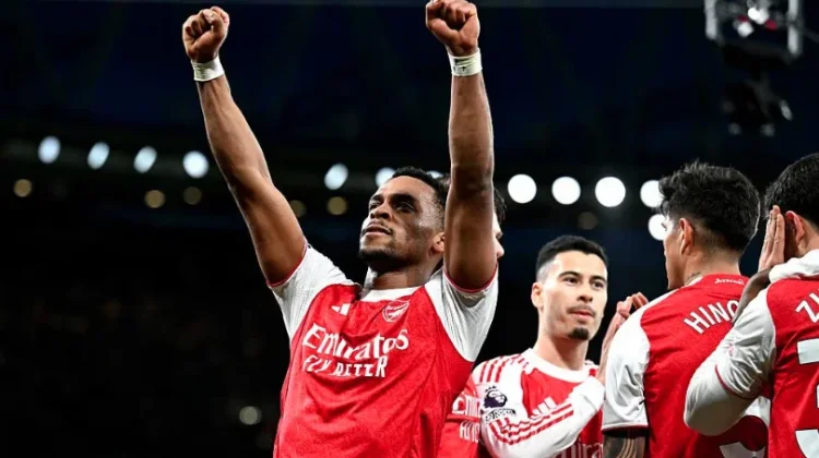 Arsenal Kalahkan Chelsea 2-1, Arteta Puji Tim