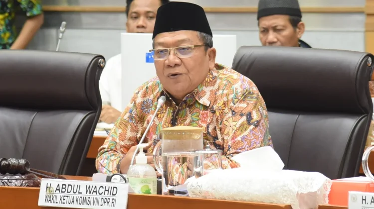 Komisi VIII DPR Sarankan Masyarakat Tunda Perjalanan Umrah Ramadan 2026