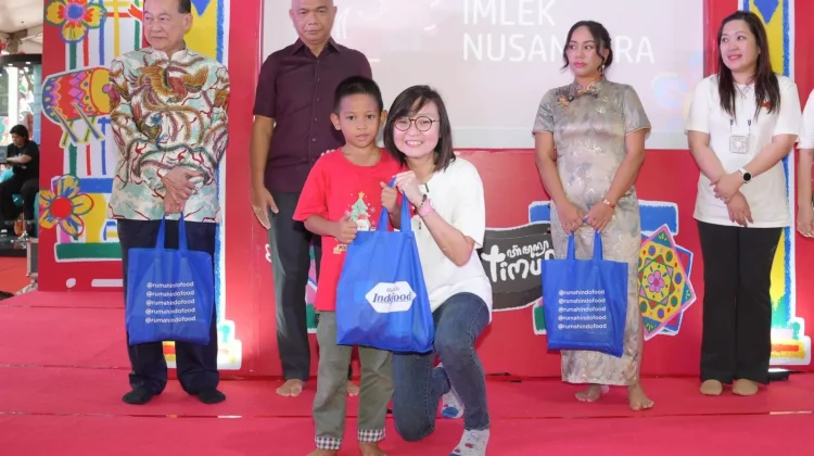 "Harmoni Imlek Nusantara" Undang Ribuan Anak Yatim