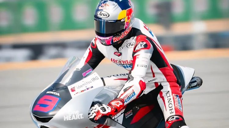 Jalani Debut di Moto3, Veda Ega Pratama Nyaris Naik Podium