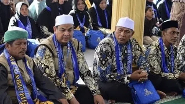 Patuhi Anjuran Pemerintah, Travel di Aceh Tahan Umrah