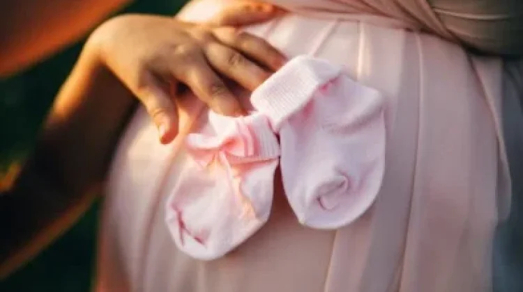 Tips Aman Berpuasa bagi Ibu Hamil